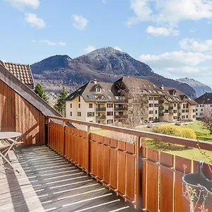 Sunny Duplex W Balcony And Parking 5 Min From The Lake In - Welkeys Appartement Annecy
